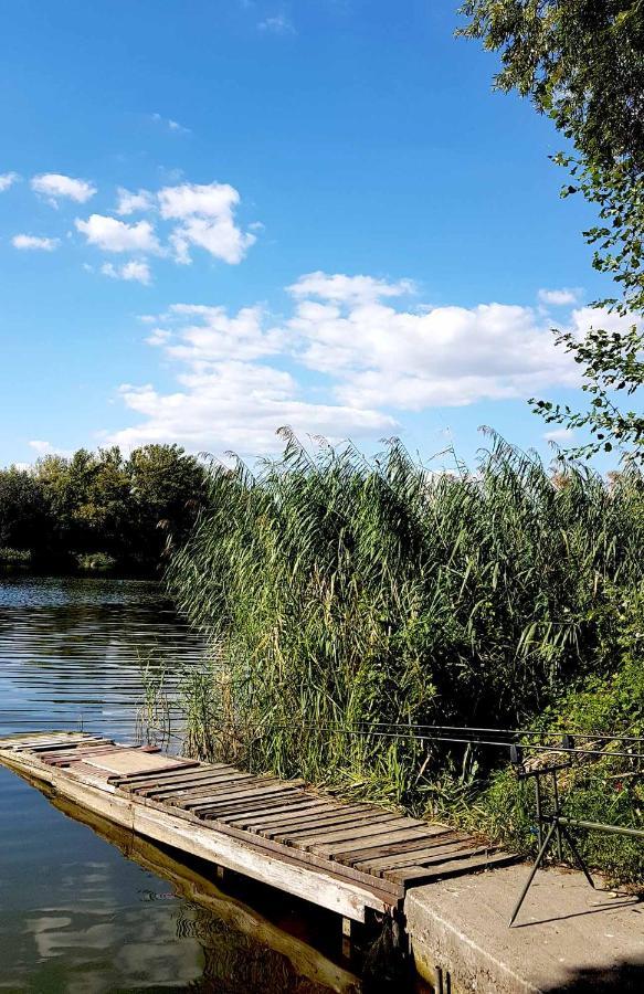 Tassi Halaszcsarda - Sueger Haz Bagian luar foto